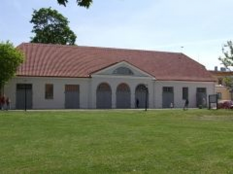 Šodien Cēsīs viesojas vēsturnieks Kaspars Kļaviņš