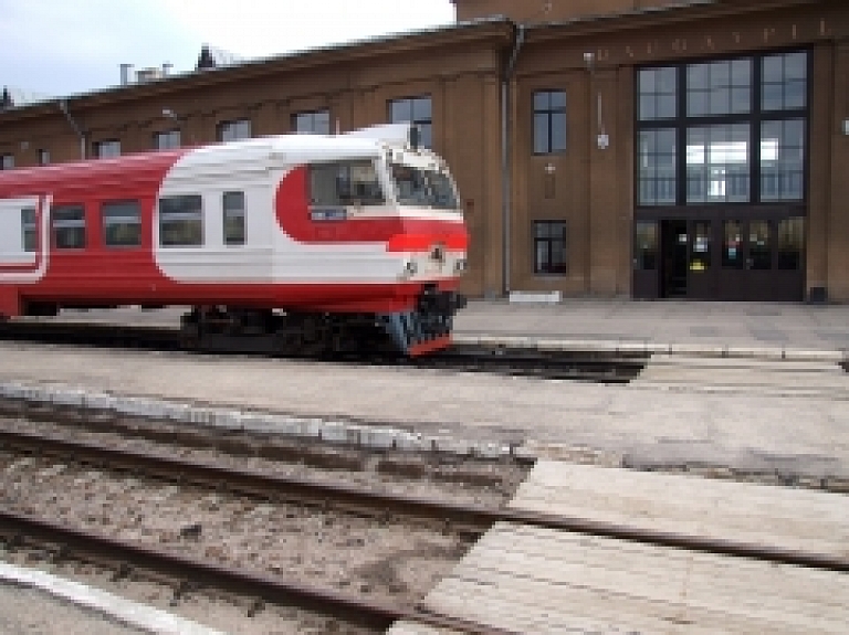 AS "Daugavpils Lokomotīvju remonta rūpnīca" akcionāru sapulces lēmumi