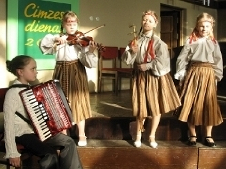 Valkā turpinās Cimzes dienu pasākumi