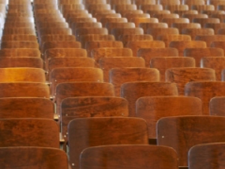 Rīt Cēsīs pedagogu konference "Pedagogu pieredzes popularizēšana un mācīšanās citam no cita"