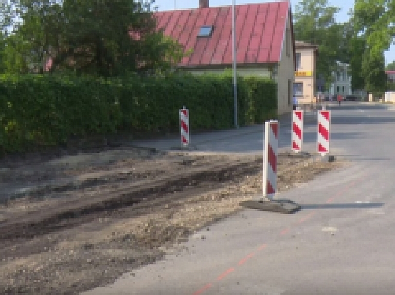Vidusdaugavas TV: Jēkabpilī remontē Dambja ielu un Kļavu ielu