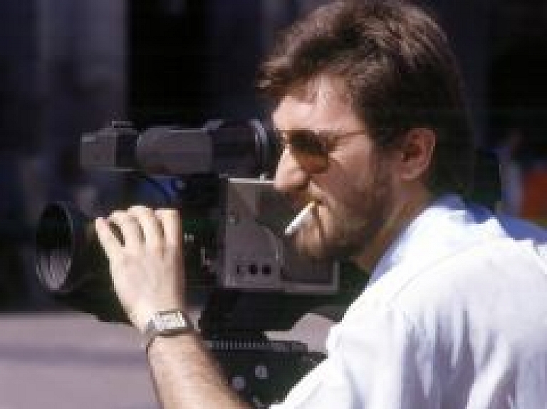 Filmēšanas dēļ aizturēs transporta kustību ceļa posmā Allaži-Allažmuiža