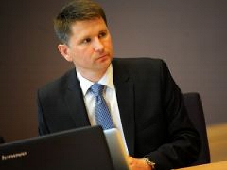 Ādažu mērs aicinās prezidentu neizsludināt jauno PFI likumu