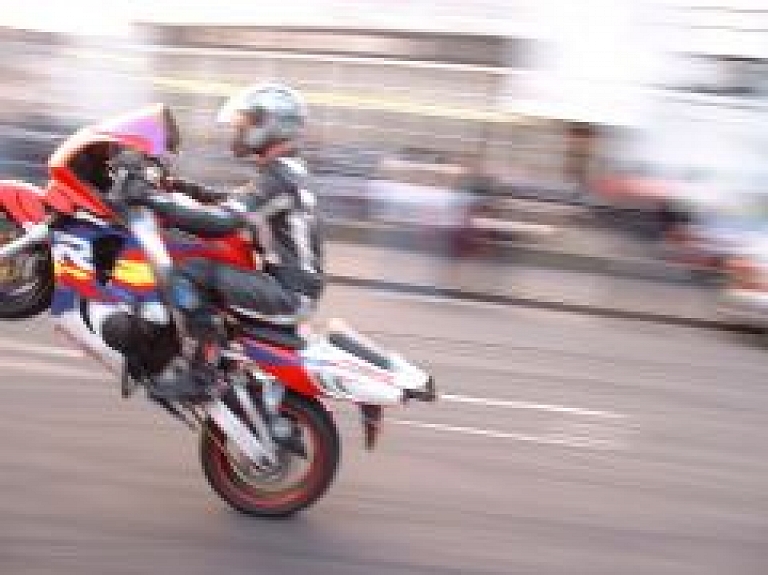 Rozītis triumfē sacensībās "Ghetto Streetbike Freestyle"