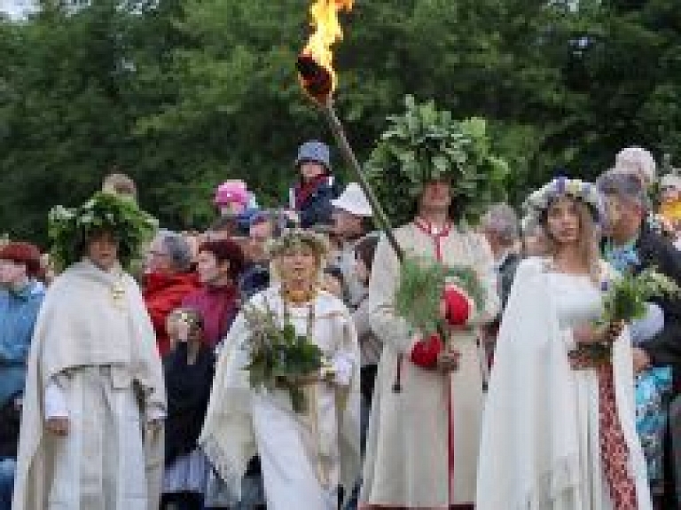 Turaidas Jāņkalnā notiks vasaras saulgriežu svētki