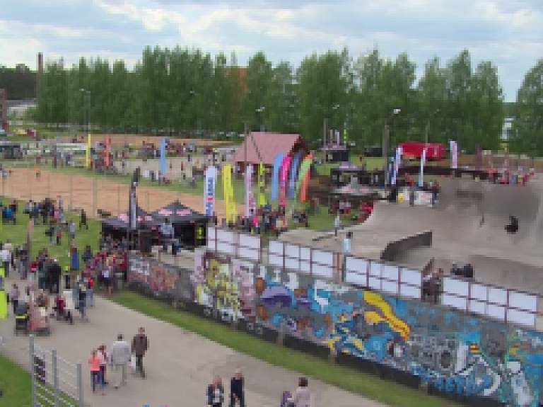 Latgales Reģionālā TV: Ar Ghetto Games Jēkabpilī atzīmēta jauniešu diena
