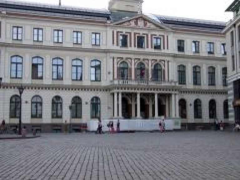 Ušakovs piedalās ekonomikas forumā Sanktpēterburgā