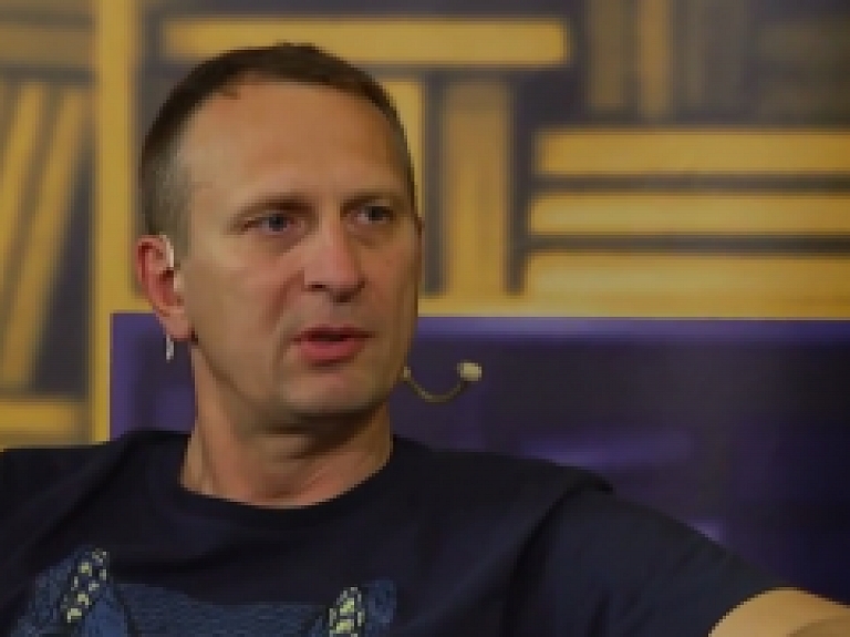 Riga TV24: Par ministru algām, Latvijas okupāciju,skolēnu olimpiādēm un Jauno Vilni