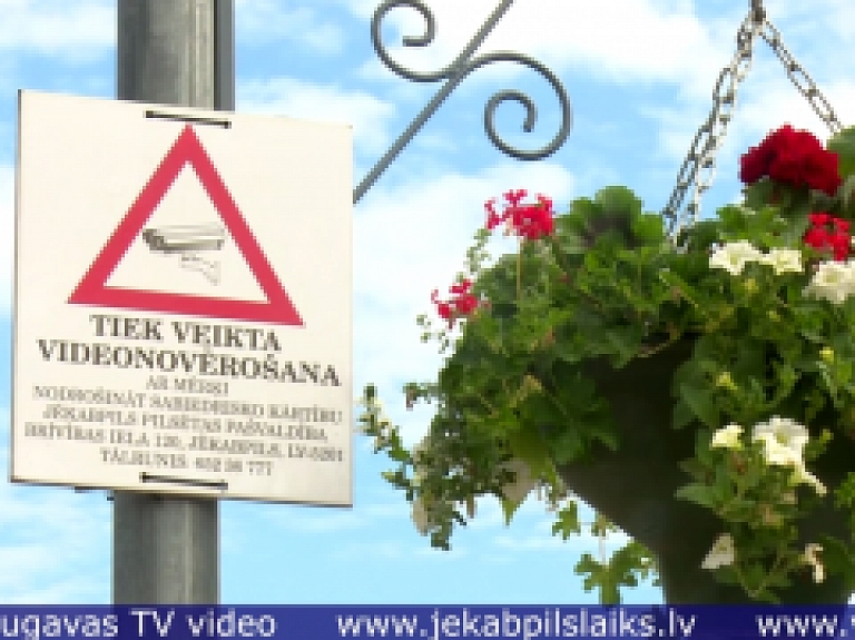 Vidusdaugavas TV: Demolēšanas ierobežošanai vajadzīgs vairāk videonovērošanas kameru