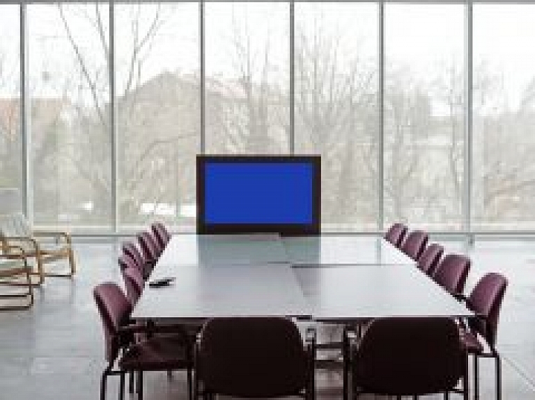 Notiek sarunas par iespējamu "Red Bull Air Race" posma norisi Rīgā