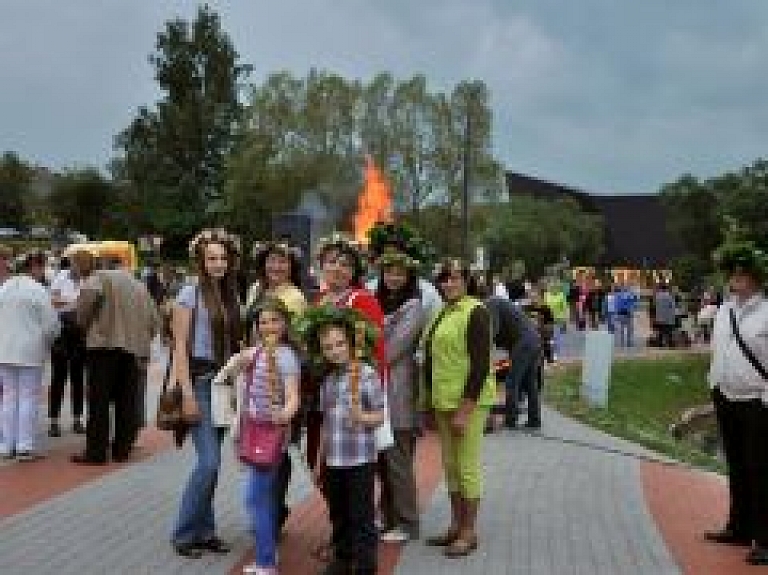 Līgo svētki Rēzeknē nosvinēti gandrīz bez lietus