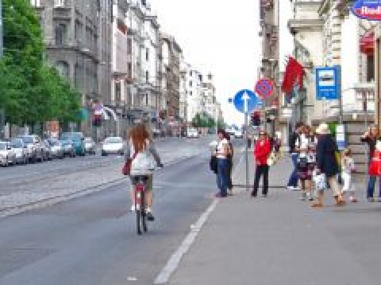 Apstiprināta Rīgas jaunā velosatiksmes attīstības koncepcija