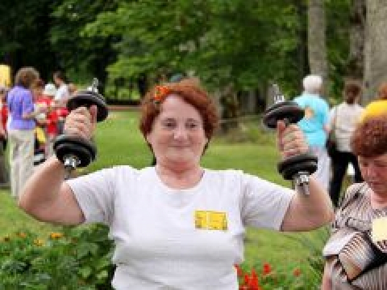 Zūrās pulcēsies Ventspils novada senioru sporta spēlēs