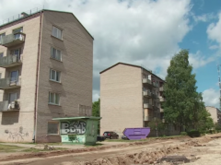 Latgales Reģionālā TV: Turpinās rekonstrukcijas darbi Rēzeknes pilsētas ziemeļu rajonā