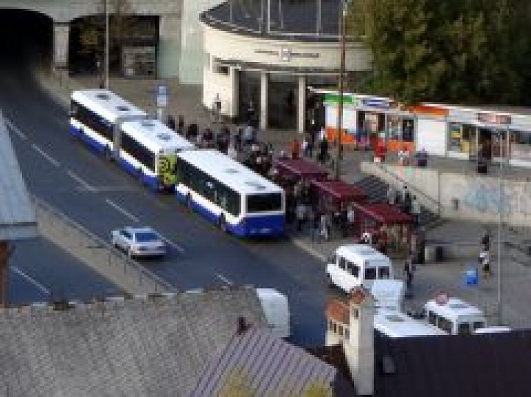 "Rīgas satiksmes" autobusus aprīkos ar papildu tehniskām opcijām