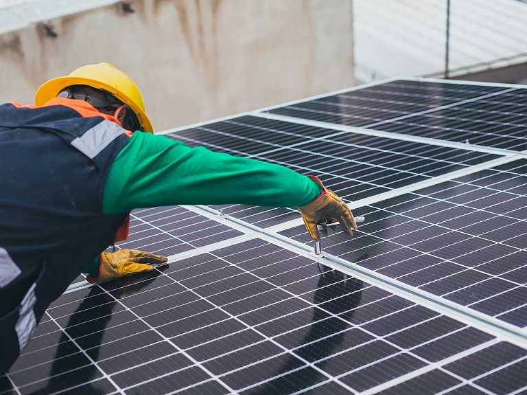 Elektrība no saules paneļiem – izdevīgs risinājums uzņēmumiem