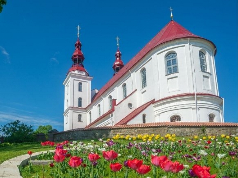 Skaistkalnes katoļu baznīca