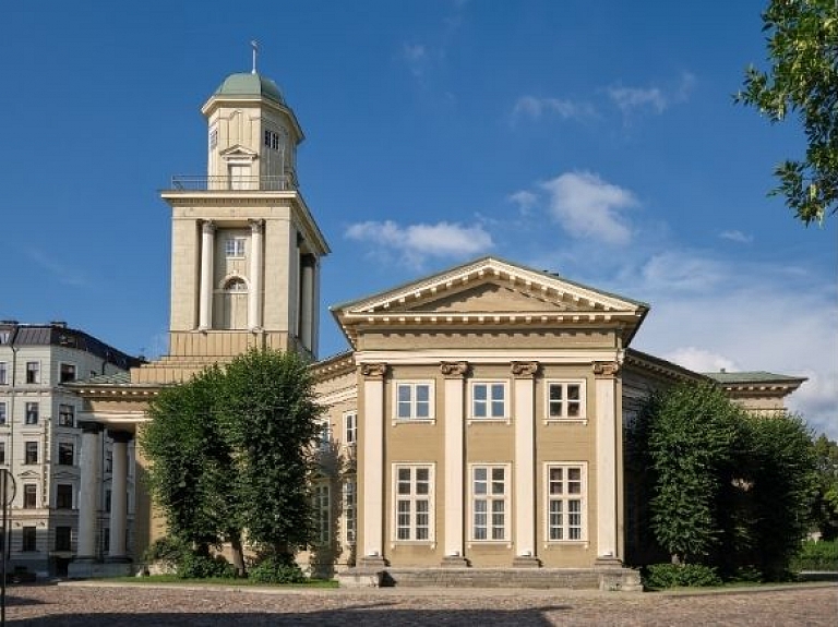 Svētā Jēzus luterāņu baznīca 

