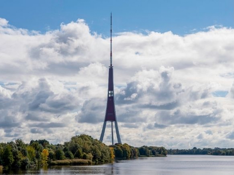 Zaķusalas televīzijas tornis


