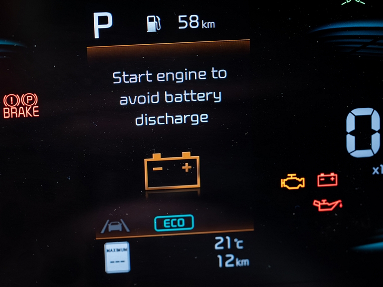 Brīdinājuma ikonas auto panelī – ko tās nozīmē? 