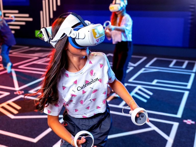 Skolēnu ekskursija VR arēnā Piņķos netālu no Jūrmalas