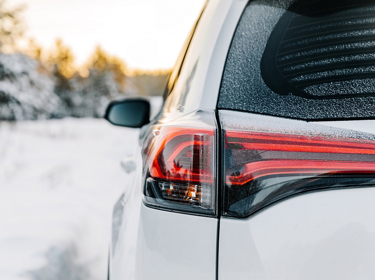 Pieci noderīgi padomi, kā sagatavot auto ziemai