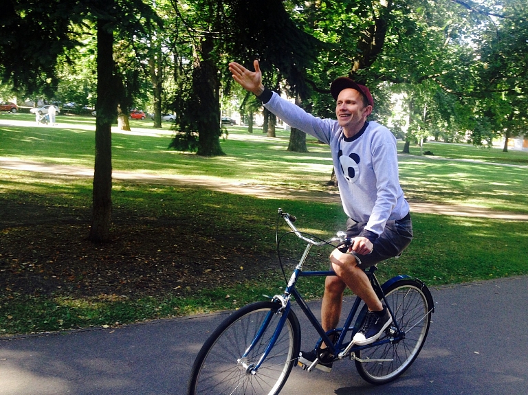 "Prāta Vētra" aicina uz koncertu Rīgā doties ar velosipēdu