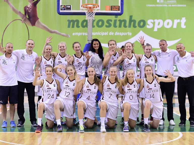 
<b>"</b>Spars" basketbolistu starti valsts izlašu
komandās

