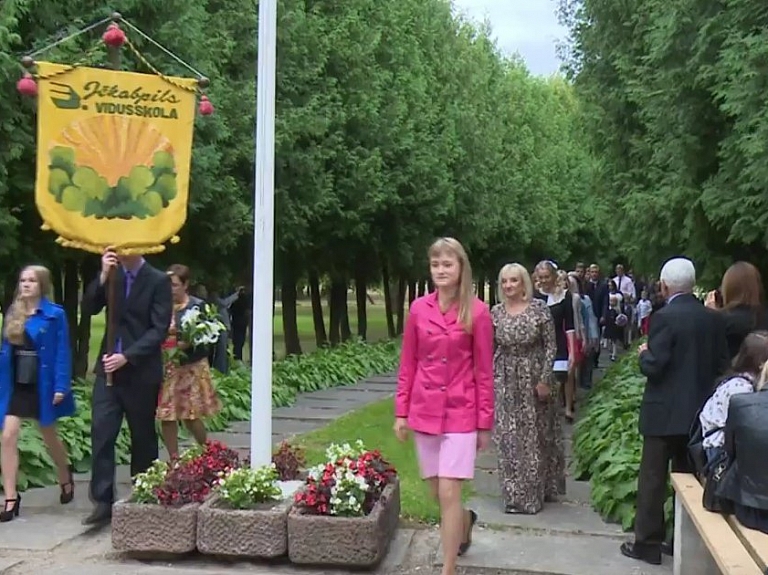 Vidusdaugavas TV: Jēkabpils 3.vidusskolā jauno mācību gadu uzsāk 577 skolēni

