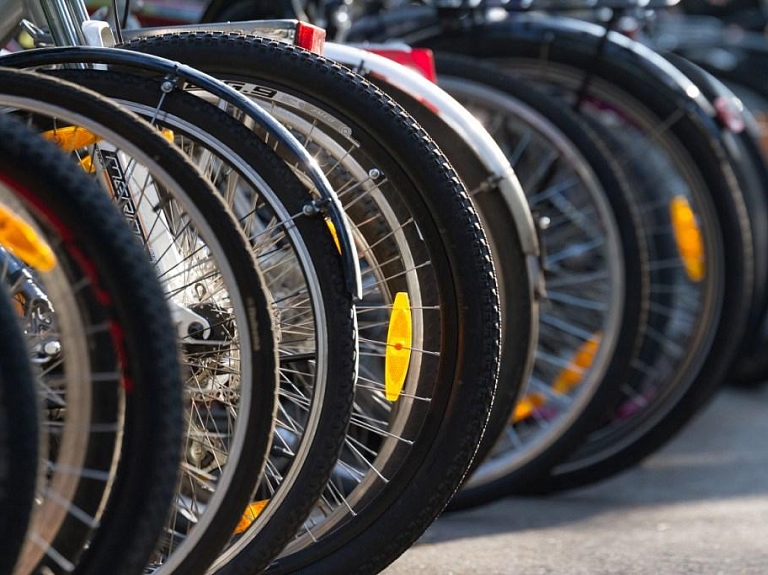 Aicina 16.septembrī uz darbu doties ar velosipēdu

