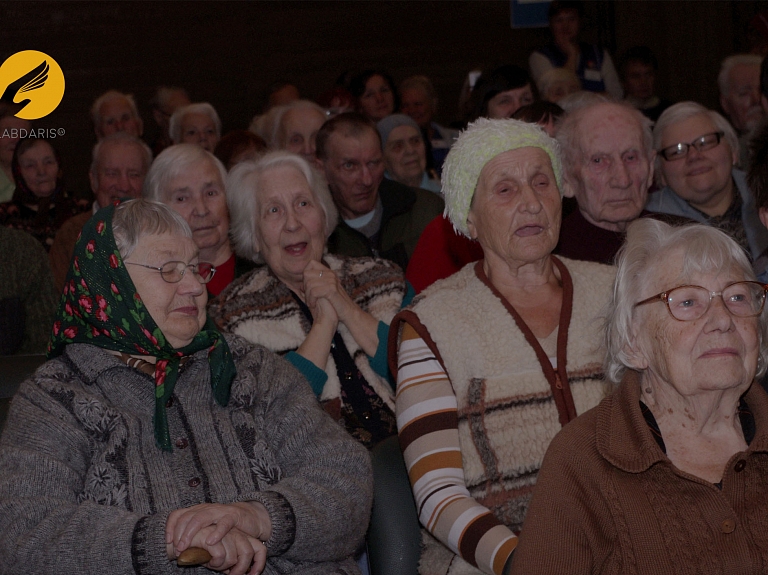 Gaiļezerā ar vērienu atzīmē senioru dienu