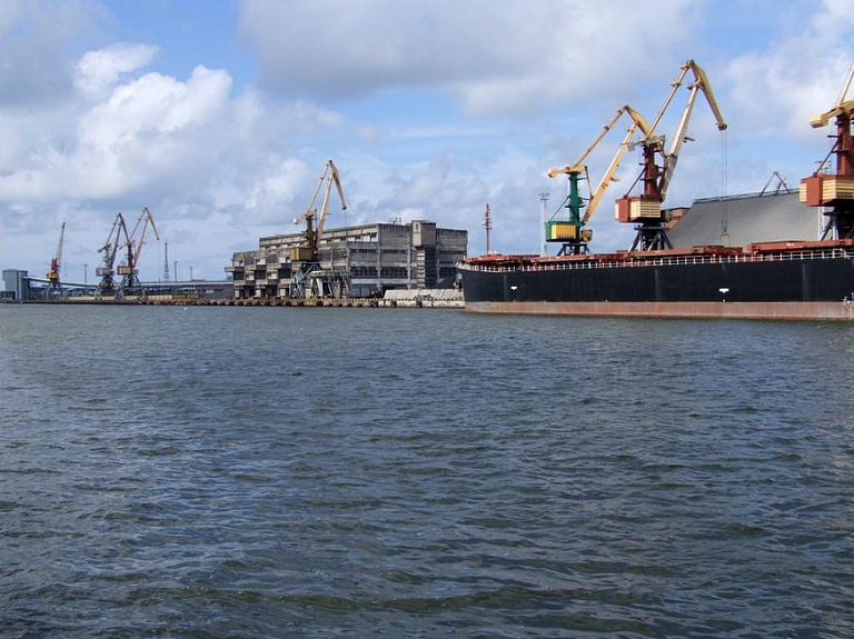 Sagatavoti Rīgas un Ventspils brīvostu nolikumu grozījumi 