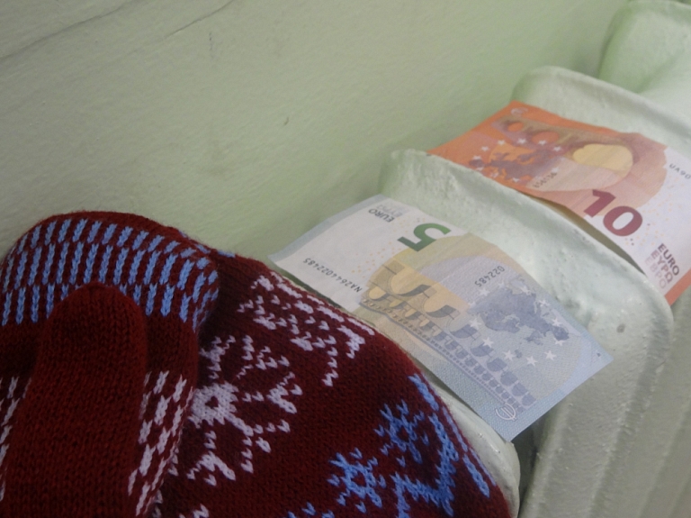 Klienti "Rīgas siltumam" parādā ap 260 000 eiro; līdzīga situācija bijusi arī pirms gada

