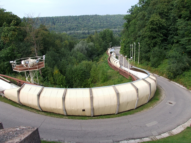 Siguldas pašvaldība piešķīrusi finansējumu decembrī plānotajām Eiropas kausa sacensībām bobslejā un skeletonā

