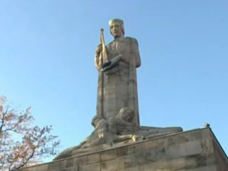 Ķekavā pārapbedīs 77 latviešu strēlnieku mirstīgās atliekas 