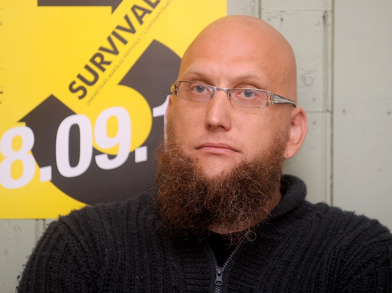 LMA profesors Bikše Rīgas logo konkursa darbos saskata arī labas idejas

