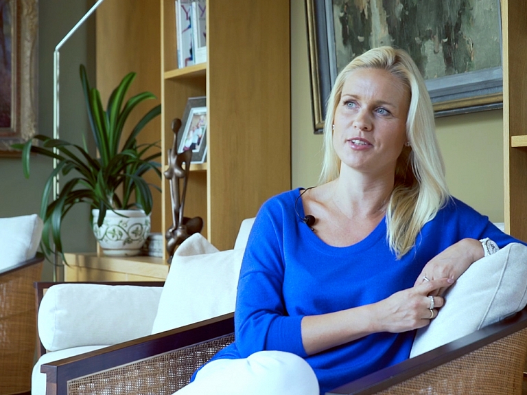 MVT piedāvā sarunu par mākslu ar Lieni Dambiņu

