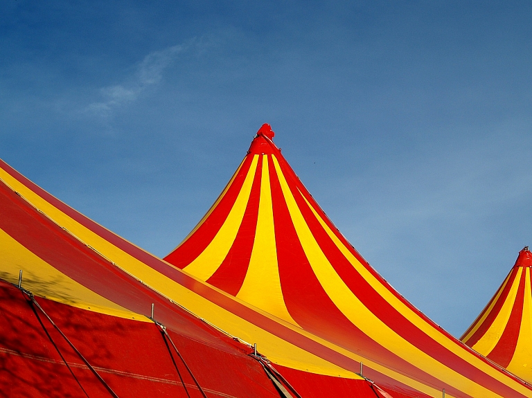 Pie ceļojošā cirka "Zoo impērija" protestēs pret dzīvnieku izmantošanu cirkā

