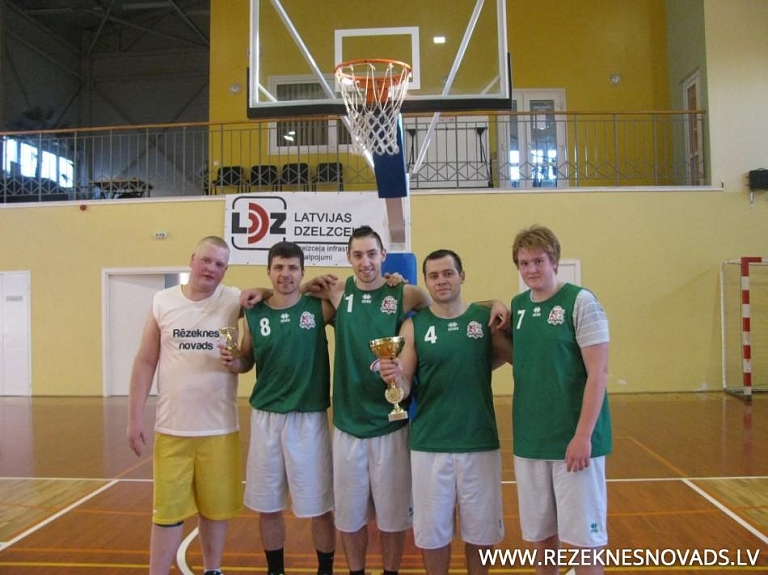 Aizritējis Rēzeknes novada čempionāts basketbolā vīriešiem

