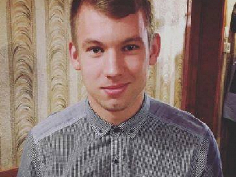 Rīgā meklē pazudušu puisi