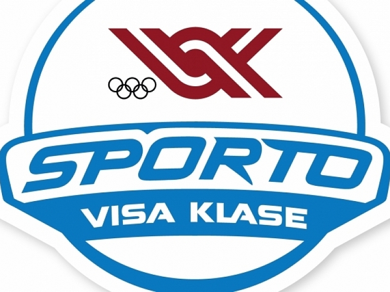 Rēzeknē notiek projekta "Sporto visa klase" atklāšana

