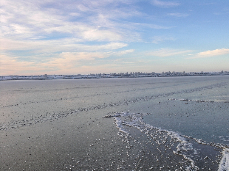 Izglābj Ķīšezerā ielūzušu makšķernieku