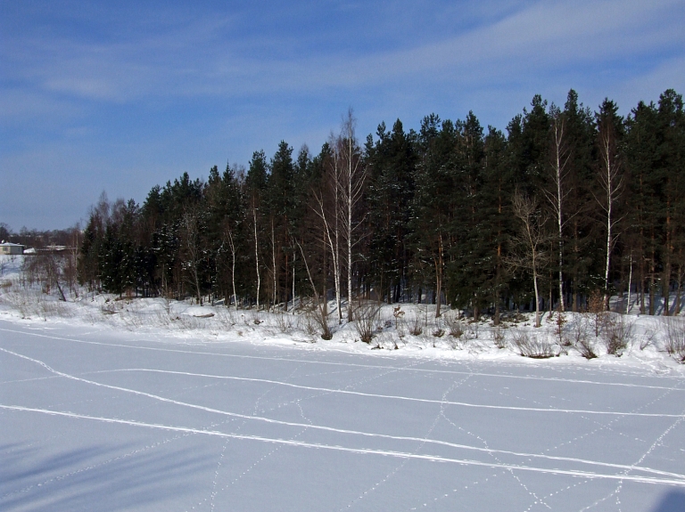 Atceļ aizliegumu atrasties uz dažu Rīgas ūdenstilpju ledus

