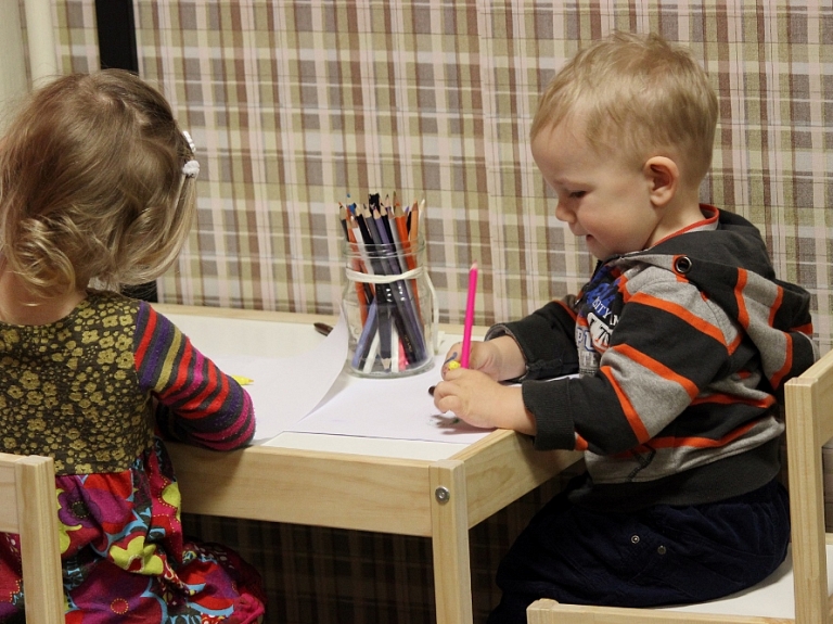 Tuvākajā laikā Rīgā neplāno būvēt jaunas pirmsskolas

