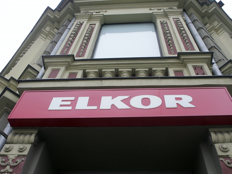 Uz rekonstrukcijas laiku slēgti divi "Elkor" veikali Brīvības bulvārī

