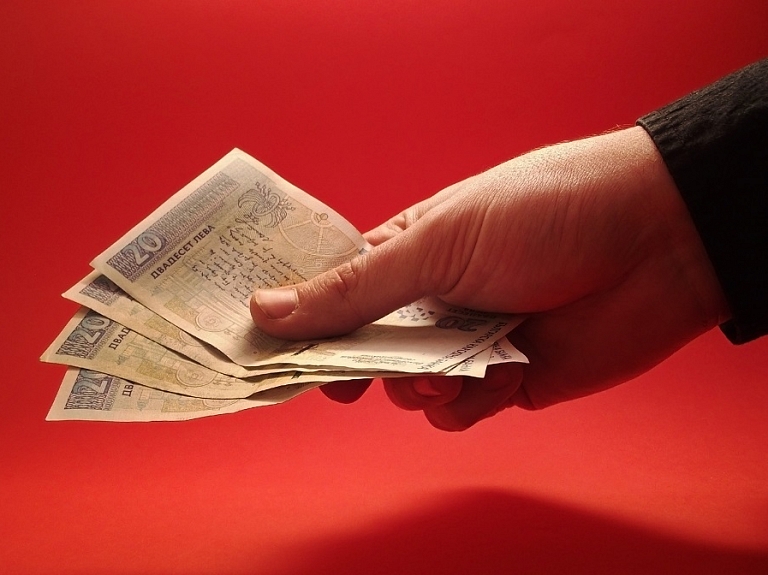 Padomi, kā nekļūt par krāpniecību upuri darījumos ar nekustamo īpašumu

