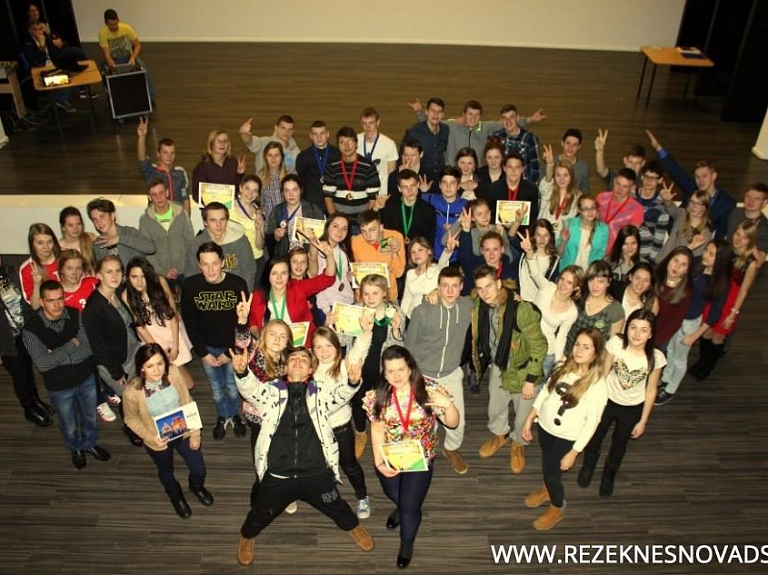 Rēzeknes novada vidusskolu pašpārvalžu sadraudzības vakars "DrauguBols"

