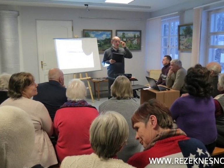 Pētnieciskais darbs Maltas vēstures muzejā

