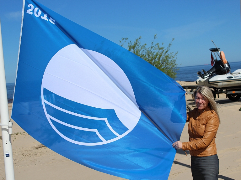 Zilā karoga sertifikātam izvirzīta Rīgas Vakarbuļļu pludmale