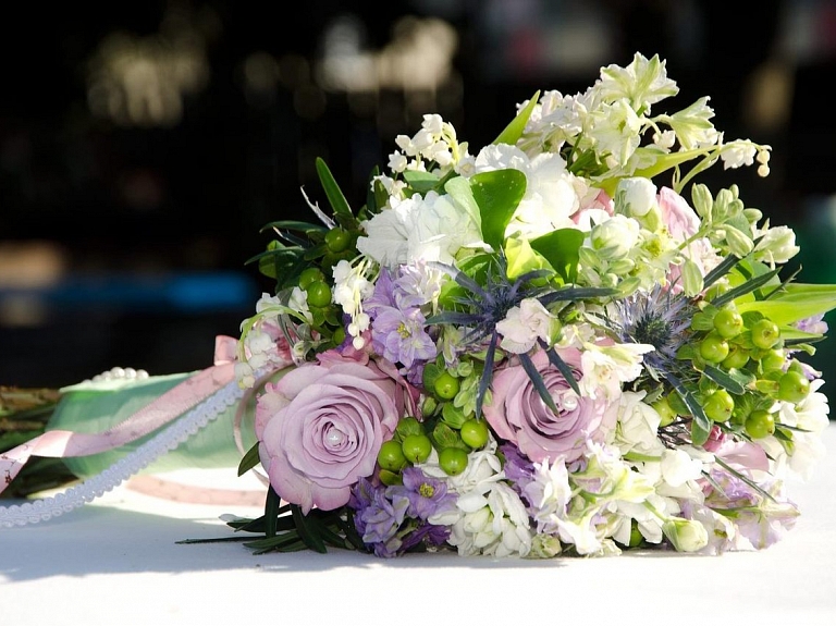 Apbalvoti noformējuma konkursa "Ziemassvētki 2015" uzvarētāji

